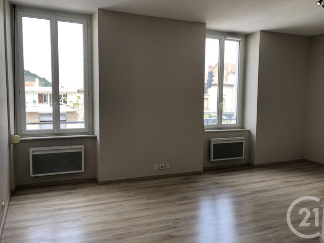 Appartement T2 à louer - 2 pièces - 40.0 m2 - SARRAS - 07 - RHONE-ALPES - Century 21 Abita Immobilier Appartement T2 à louer - 2 pièces - 40.0 m2 - SARRAS - 07 - RHONE-ALPES - Century 21 Abita Immobilier