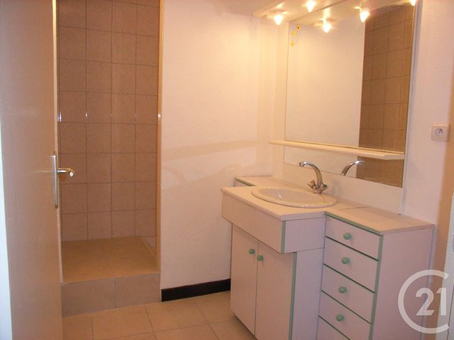 Appartement T2 à louer - 2 pièces - 58.0 m2 - ANNONAY - 07 - RHONE-ALPES - Century 21 Abita Immobilier Appartement T2 à louer - 2 pièces - 58.0 m2 - ANNONAY - 07 - RHONE-ALPES - Century 21 Abita Immobilier