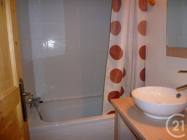 Appartement T3 à louer - 3 pièces - 88.0 m2 - ANNONAY - 07 - RHONE-ALPES - Century 21 Abita Immobilier Appartement T3 à louer - 3 pièces - 88.0 m2 - ANNONAY - 07 - RHONE-ALPES - Century 21 Abita Immobilier