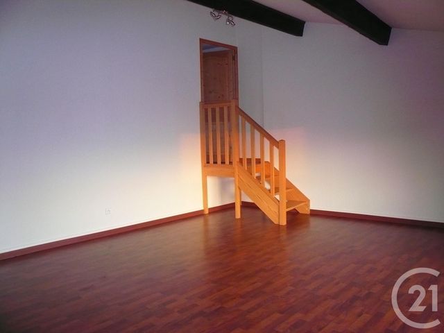 Appartement T3 à louer - 3 pièces - 88.0 m2 - ANNONAY - 07 - RHONE-ALPES - Century 21 Abita Immobilier Appartement T3 à louer - 3 pièces - 88.0 m2 - ANNONAY - 07 - RHONE-ALPES - Century 21 Abita Immobilier