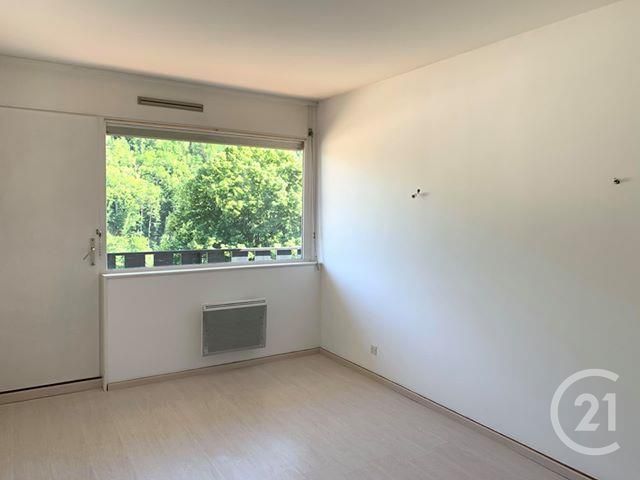 Appartement F5 à louer - 5 pièces - 94.0 m2 - BOURG ARGENTAL - 42 - RHONE-ALPES - Century 21 Abita Immobilier Appartement F5 à louer - 5 pièces - 94.0 m2 - BOURG ARGENTAL - 42 - RHONE-ALPES - Century 21 Abita Immobilier