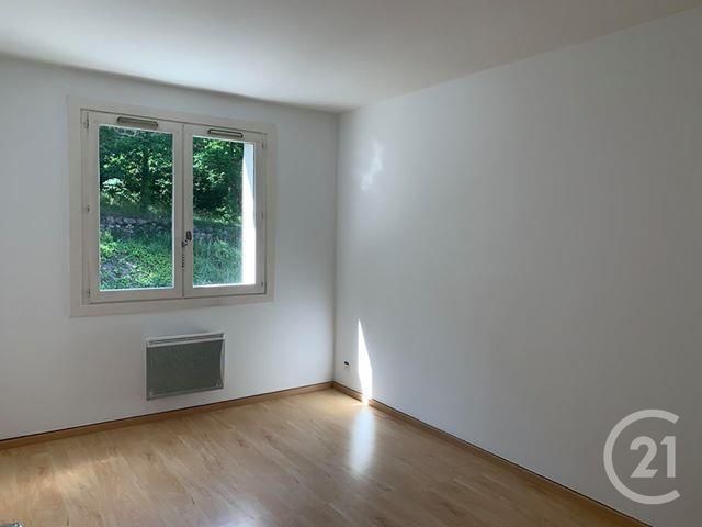 Appartement F5 à louer - 5 pièces - 94.0 m2 - BOURG ARGENTAL - 42 - RHONE-ALPES - Century 21 Abita Immobilier Appartement F5 à louer - 5 pièces - 94.0 m2 - BOURG ARGENTAL - 42 - RHONE-ALPES - Century 21 Abita Immobilier