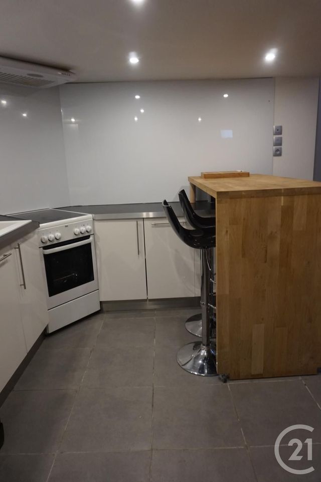 Appartement T2 à louer - 2 pièces - 57.0 m2 - ANNONAY - 07 - RHONE-ALPES - Century 21 Abita Immobilier Appartement T2 à louer - 2 pièces - 57.0 m2 - ANNONAY - 07 - RHONE-ALPES - Century 21 Abita Immobilier