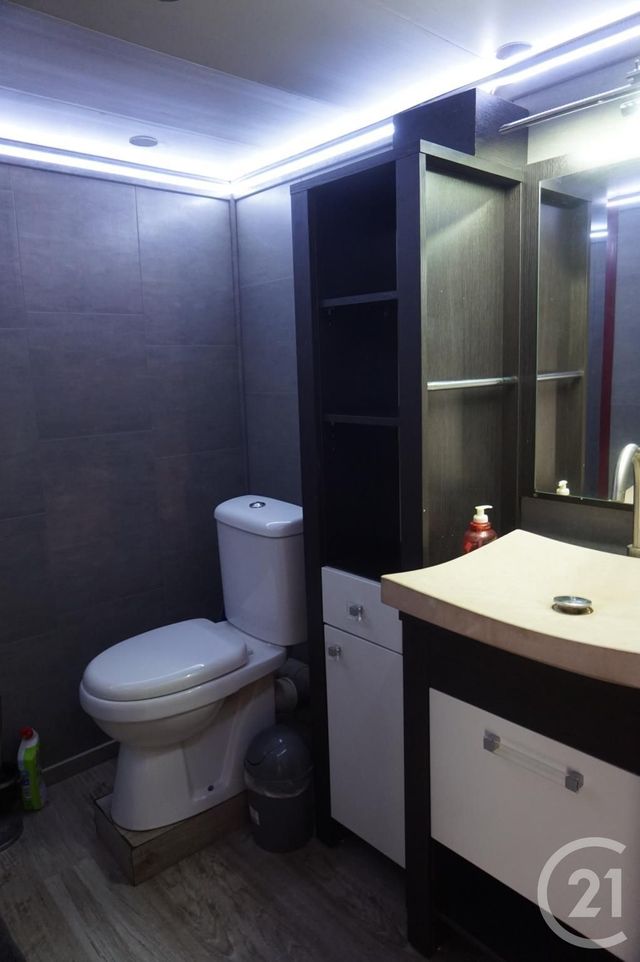 Appartement T2 à louer - 2 pièces - 57.0 m2 - ANNONAY - 07 - RHONE-ALPES - Century 21 Abita Immobilier Appartement T2 à louer - 2 pièces - 57.0 m2 - ANNONAY - 07 - RHONE-ALPES - Century 21 Abita Immobilier