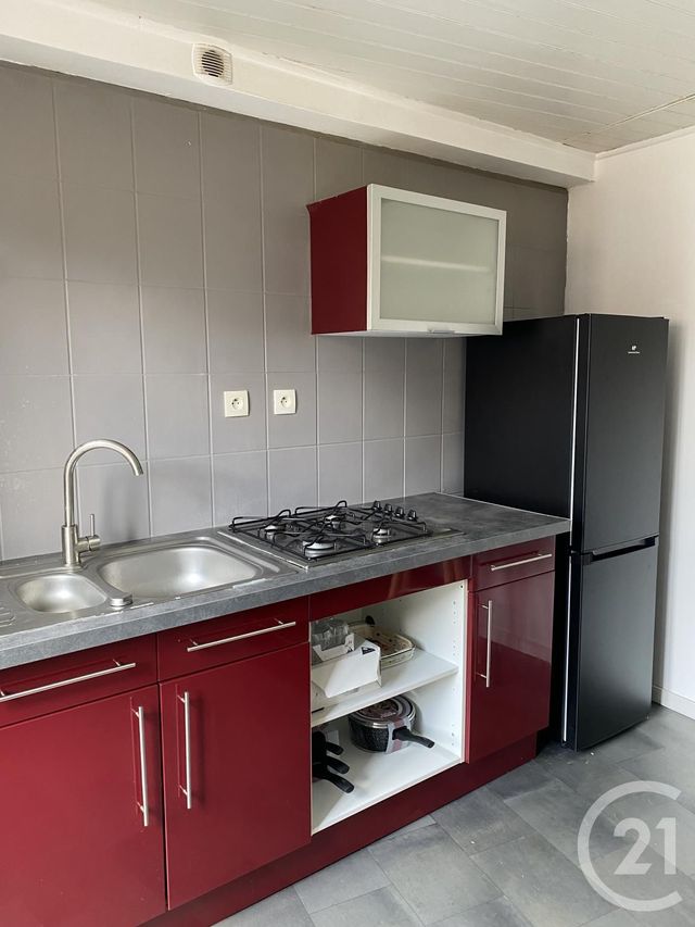 Afficher la photo en grand Studio à louer - 1 pièce - 37.0 m2 - ANNONAY - 07 - RHONE-ALPES - Century 21 Abita Immobilier