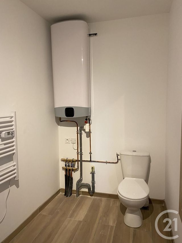 Afficher la photo en grand Studio à louer - 1 pièce - 26.0 m2 - ANNONAY - 07 - RHONE-ALPES - Century 21 Abita Immobilier