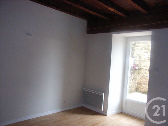 Afficher la photo en grand Appartement T2 à louer - 2 pièces - 37.0 m2 - BOURG ARGENTAL - 42 - RHONE-ALPES - Century 21 Abita Immobilier
