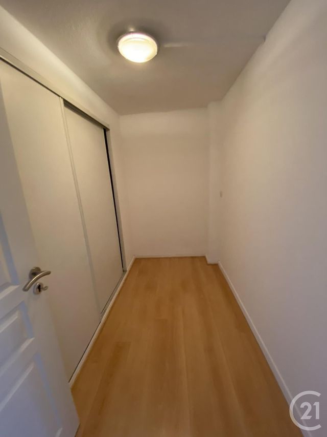 Afficher la photo en grand Appartement F3 à vendre - 3 pièces - 60.0 m2 - ANNONAY - 07 - RHONE-ALPES - Century 21 Abita Immobilier