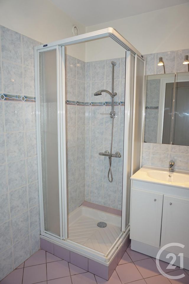 Afficher la photo en grand Appartement T2 à louer - 2 pièces - 39.51 m2 - ANNONAY - 07 - RHONE-ALPES - Century 21 Abita Immobilier