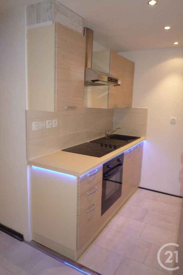 Afficher la photo en grand Appartement T2 à louer - 2 pièces - 45.0 m2 - ANNONAY - 07 - RHONE-ALPES - Century 21 Abita Immobilier