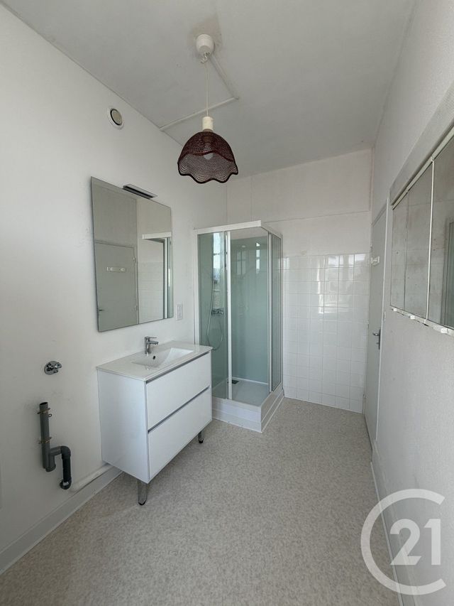 Appartement T4 à louer - 4 pièces - 73.0 m2 - ST RAMBERT D ALBON - 26 - RHONE-ALPES - Century 21 Abita Immobilier