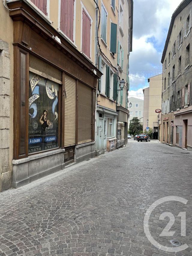 Afficher la photo en grand Appartement à louer - 3 pièces - 192.0 m2 - ANNONAY - 07 - RHONE-ALPES - Century 21 Abita Immobilier