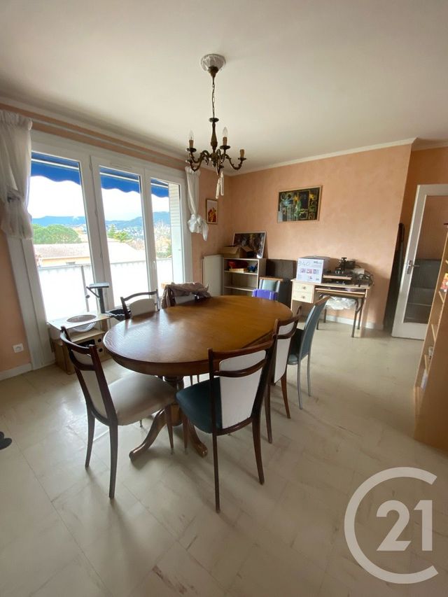 Afficher la photo en grand Appartement à vendre - 3 pièces - 85.38 m2 - ANNONAY - 07 - RHONE-ALPES - Century 21 Abita Immobilier