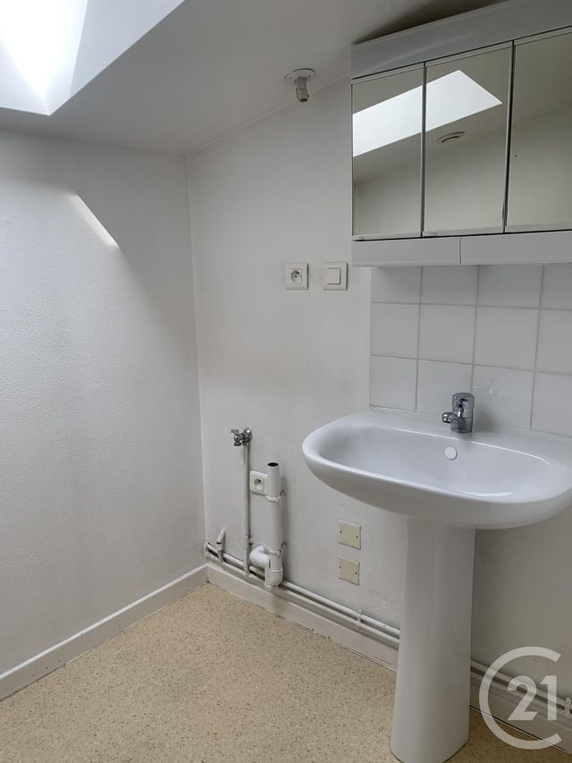 Appartement T2 à louer - 2 pièces - 39.0 m2 - ANNONAY - 07 - RHONE-ALPES - Century 21 Abita Immobilier