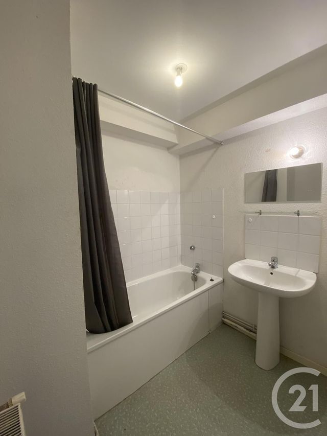 Afficher la photo en grand Appartement à vendre - 3 pièces - 54.37 m2 - BOURG ARGENTAL - 42 - RHONE-ALPES - Century 21 Abita Immobilier