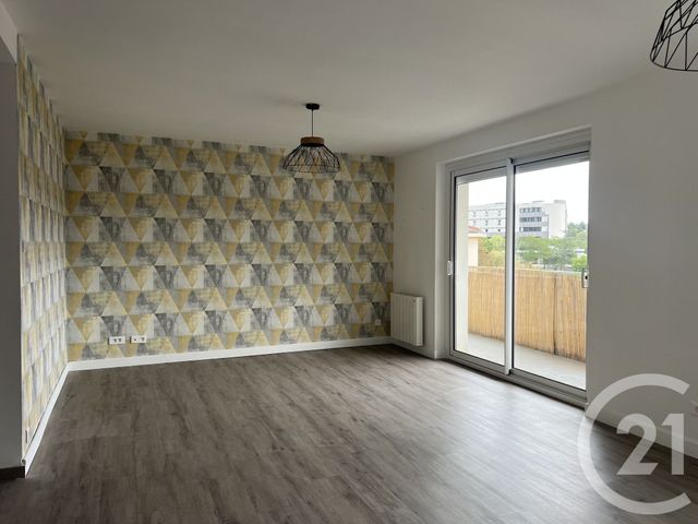 Appartement T3 à louer - 3 pièces - 74.0 m2 - ANNONAY - 07 - RHONE-ALPES - Century 21 Abita Immobilier