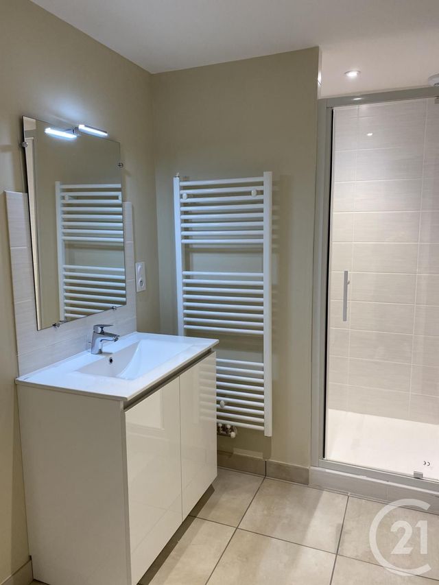 Appartement T3 à louer - 3 pièces - 69.07 m2 - ANNONAY - 07 - RHONE-ALPES - Century 21 Abita Immobilier