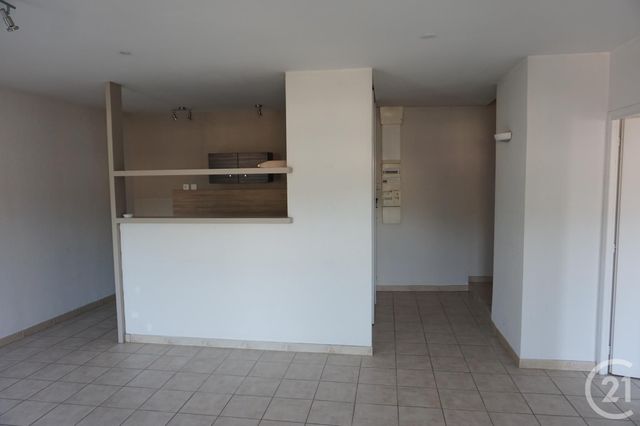 Appartement T2 à louer - 2 pièces - 46.0 m2 - ANNONAY - 07 - RHONE-ALPES - Century 21 Abita Immobilier