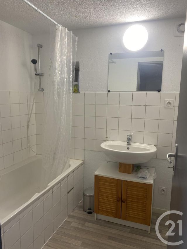 Appartement T2 à louer - 2 pièces - 43.8 m2 - ANNONAY - 07 - RHONE-ALPES - Century 21 Abita Immobilier