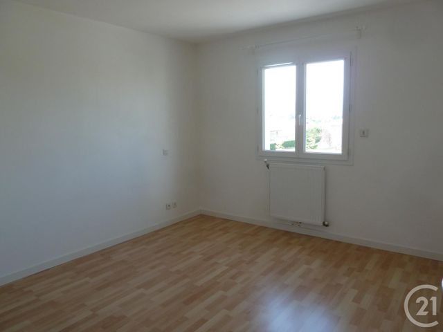 Appartement T3 à louer - 3 pièces - 87.0 m2 - VERNOSC LES ANNONAY - 07 - RHONE-ALPES - Century 21 Abita Immobilier