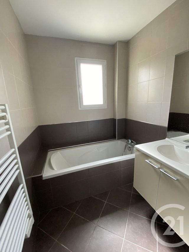 maison à louer - 4 pièces - 115.85 m2 - ANNONAY - 07 - RHONE-ALPES - Century 21 Abita Immobilier