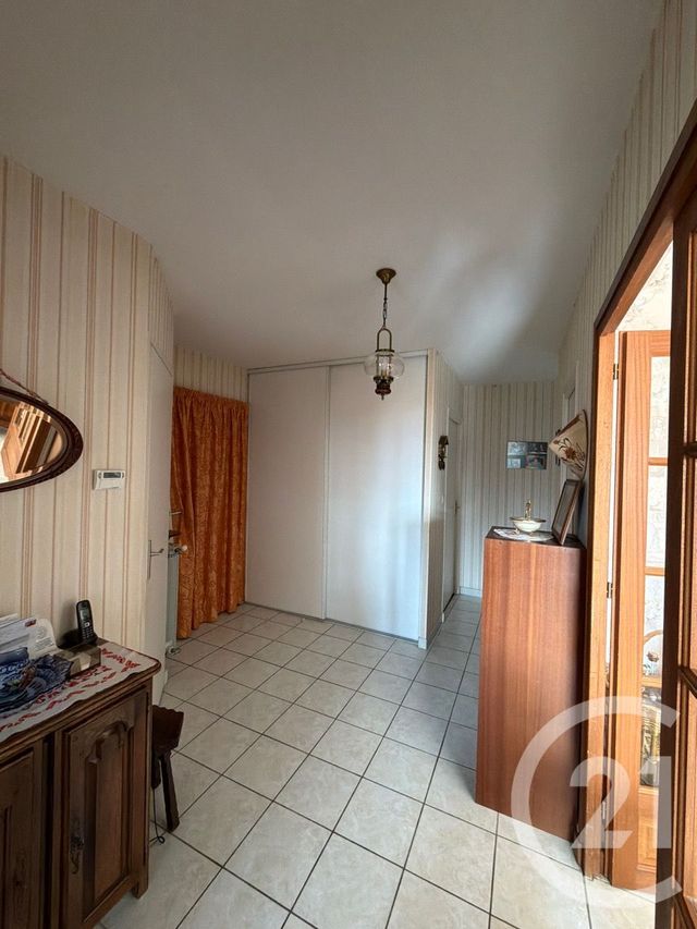 Appartement T3 à vendre - 5 pièces - 84.6 m2 - DAVEZIEUX - 07 - RHONE-ALPES - Century 21 Abita Immobilier
