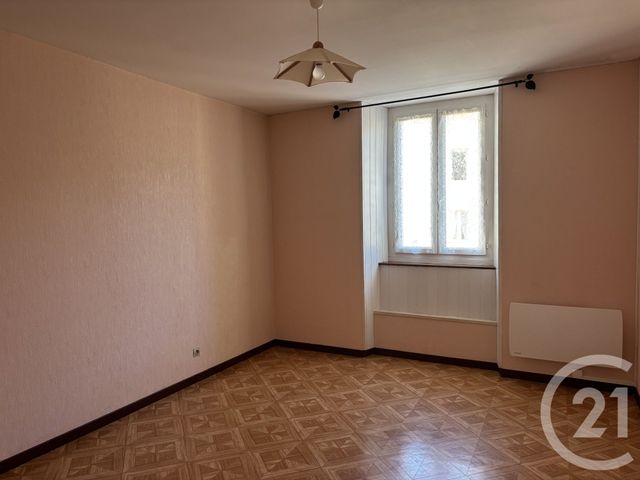 Appartement T3 à louer - 3 pièces - 87.7 m2 - ST JULIEN MOLIN MOLETTE - 42 - RHONE-ALPES - Century 21 Abita Immobilier