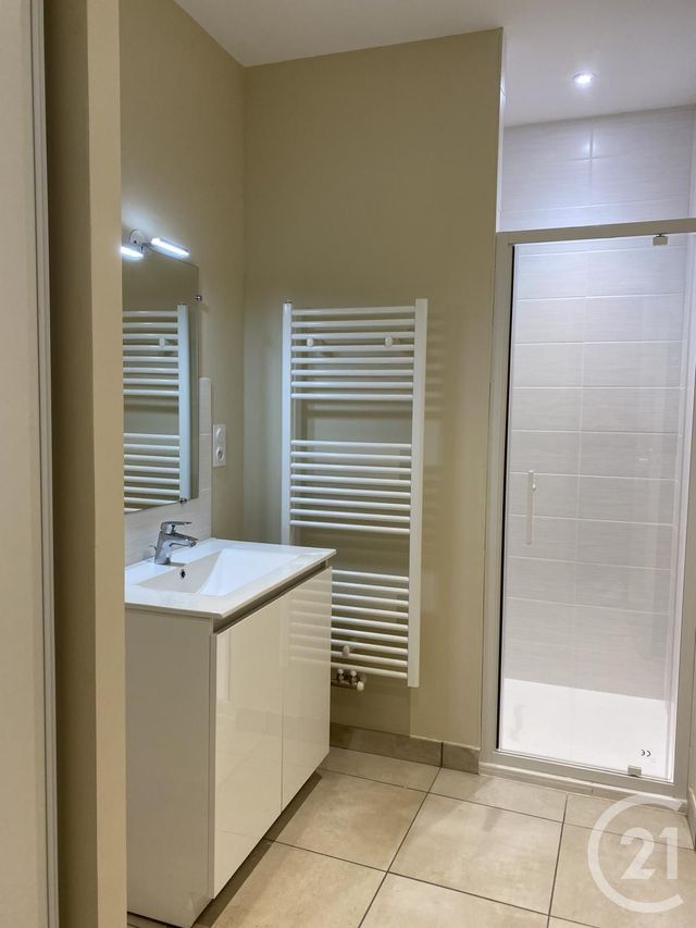 Appartement T3 à louer - 3 pièces - 69.52 m2 - ANNONAY - 07 - RHONE-ALPES - Century 21 Abita Immobilier