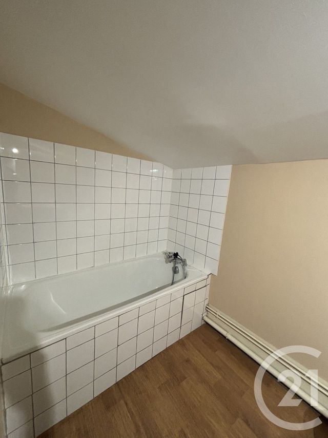 Appartement T2 à louer - 2 pièces - 30.19 m2 - ANNONAY - 07 - RHONE-ALPES - Century 21 Abita Immobilier