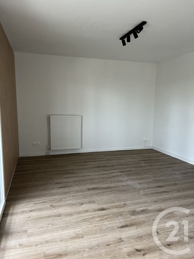 Appartement T3 à louer - 3 pièces - 75.76 m2 - ANNONAY - 07 - RHONE-ALPES - Century 21 Abita Immobilier