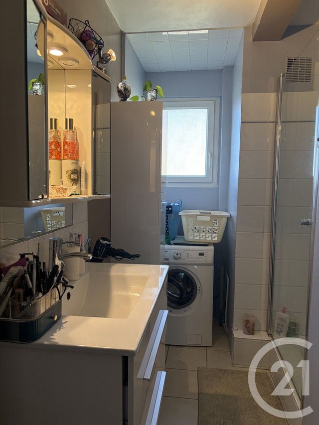 Appartement T3 à louer - 3 pièces - 65.12 m2 - ANNONAY - 07 - RHONE-ALPES - Century 21 Abita Immobilier