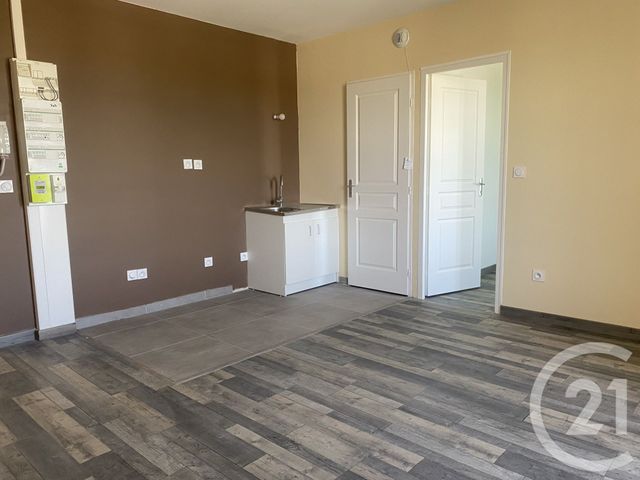 Appartement T2 à louer - 2 pièces - 32.0 m2 - ANNONAY - 07 - RHONE-ALPES - Century 21 Abita Immobilier