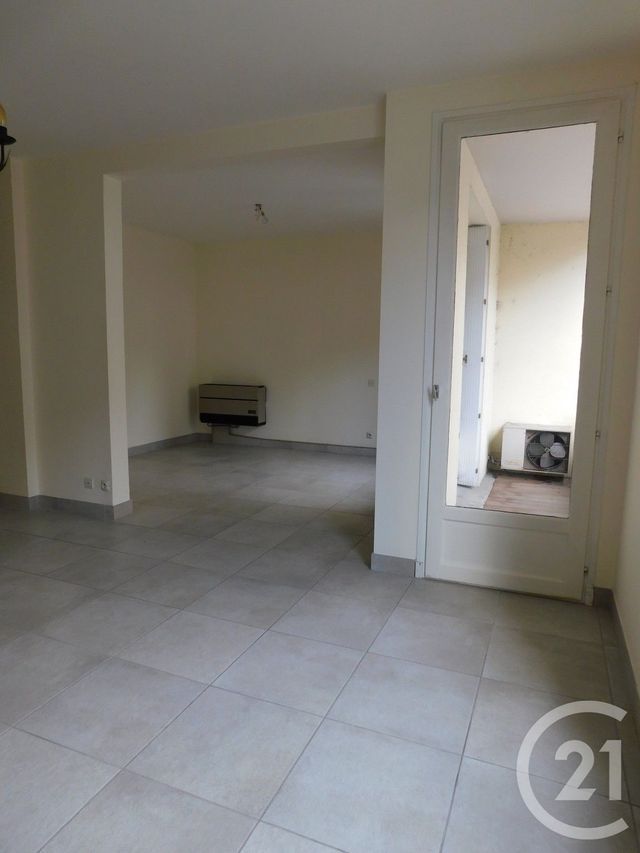 Appartement T3 à louer - 3 pièces - 92.0 m2 - ANNONAY - 07 - RHONE-ALPES - Century 21 Abita Immobilier