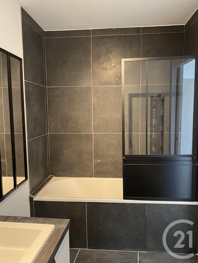 Appartement Studio à louer - 1 pièce - 36.0 m2 - ANNONAY - 07 - RHONE-ALPES - Century 21 Abita Immobilier