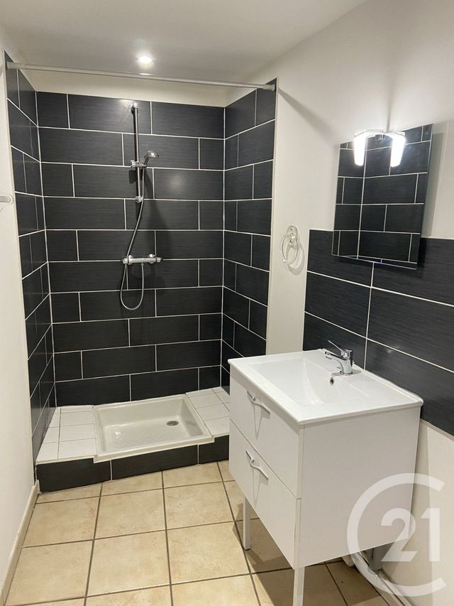Appartement Studio à louer - 1 pièce - 28.0 m2 - BOURG ARGENTAL - 42 - RHONE-ALPES - Century 21 Abita Immobilier
