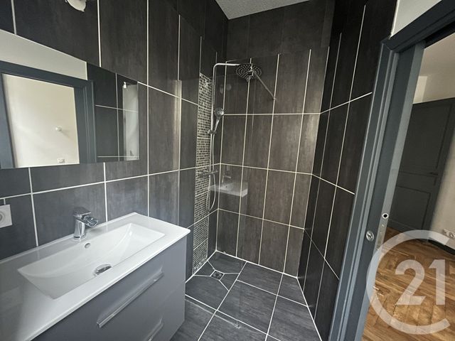 Appartement T4 à louer - 4 pièces - 98.0 m2 - ANNONAY - 07 - RHONE-ALPES - Century 21 Abita Immobilier