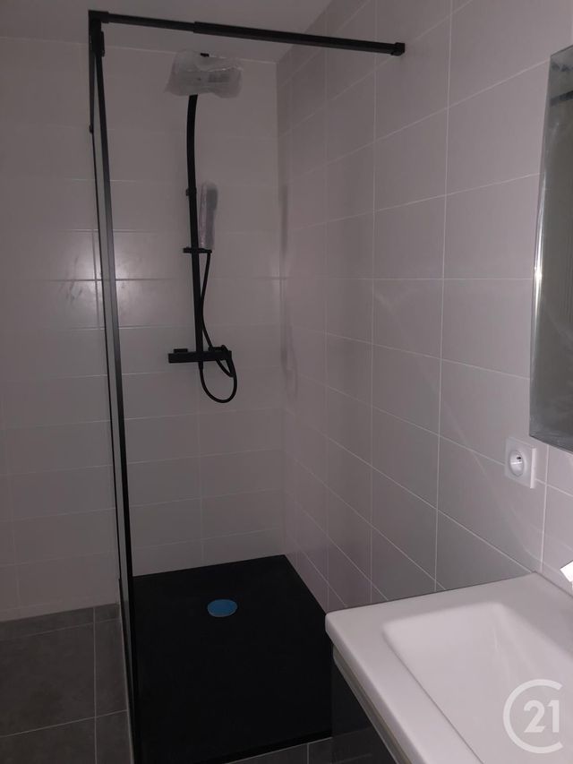 Appartement T3 à louer - 3 pièces - 75.0 m2 - ANNONAY - 07 - RHONE-ALPES - Century 21 Abita Immobilier
