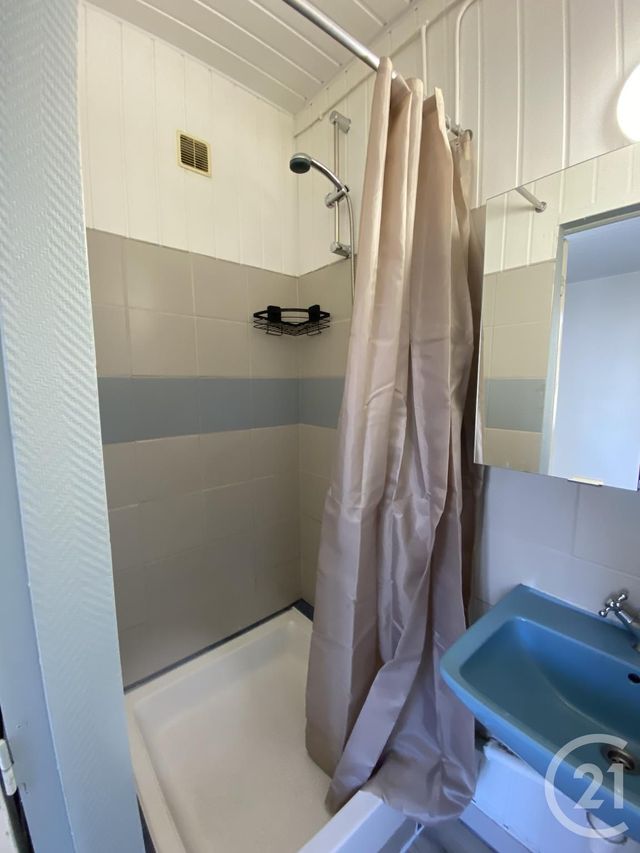 Appartement T2 à louer - 2 pièces - 28.51 m2 - ANNONAY - 07 - RHONE-ALPES - Century 21 Abita Immobilier
