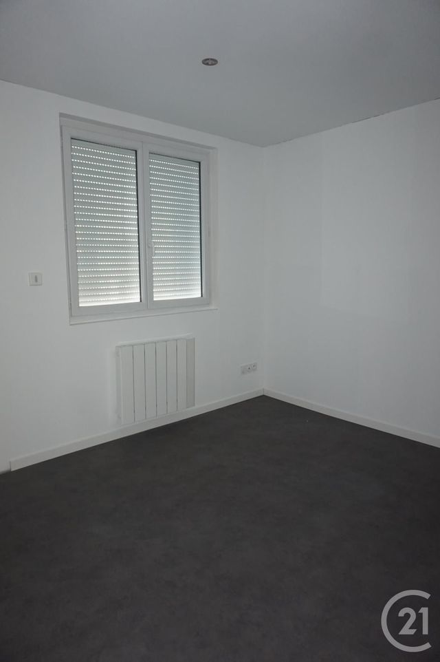 Appartement T4 à louer - 4 pièces - 77.0 m2 - ST DESIRAT - 07 - RHONE-ALPES - Century 21 Abita Immobilier