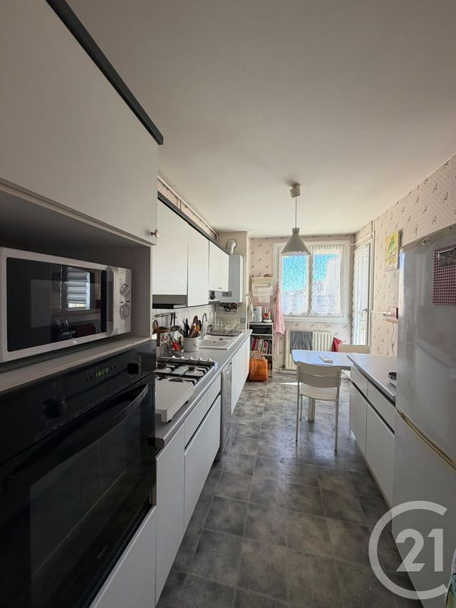 Appartement T4 à vendre - 5 pièces - 85.56 m2 - ANNONAY - 07 - RHONE-ALPES - Century 21 Abita Immobilier