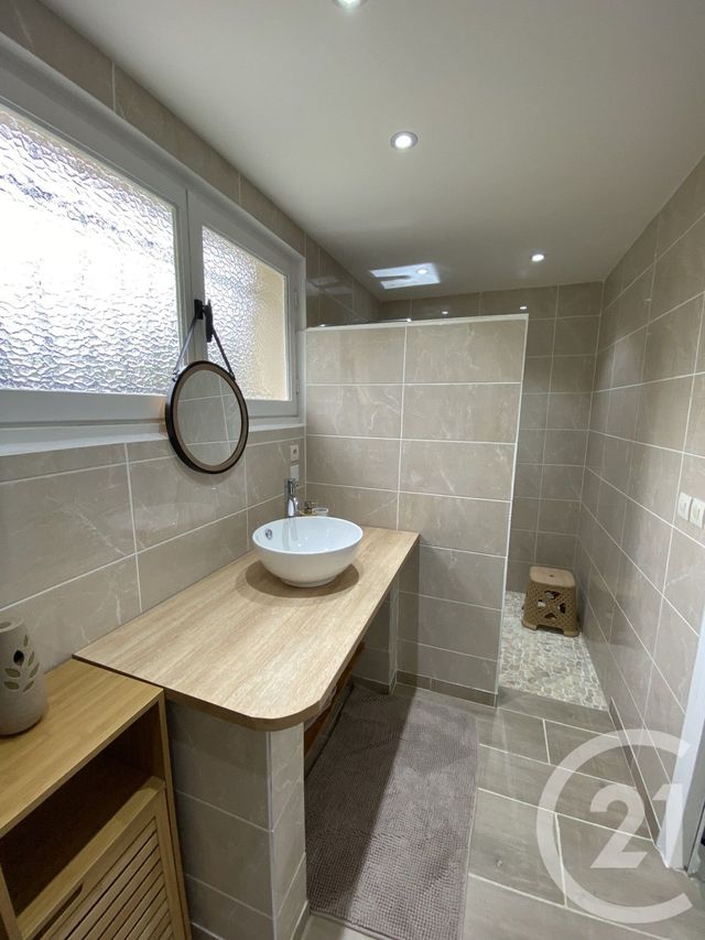 Appartement T2 à louer - 2 pièces - 43.87 m2 - ST DESIRAT - 07 - RHONE-ALPES - Century 21 Abita Immobilier