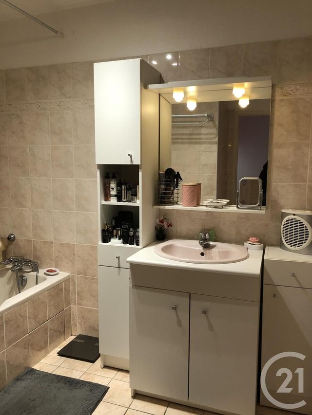 Appartement T3 à louer - 3 pièces - 70.0 m2 - ANNONAY - 07 - RHONE-ALPES - Century 21 Abita Immobilier