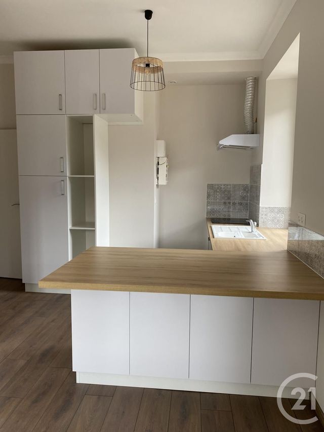 Appartement T2 à louer - 2 pièces - 31.92 m2 - SATILLIEU - 07 - RHONE-ALPES - Century 21 Abita Immobilier